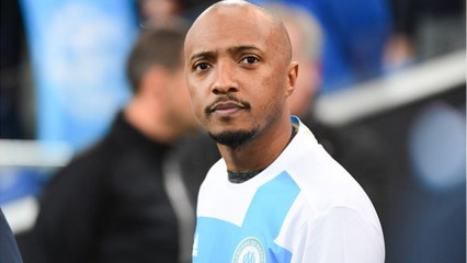 FEMME ACTUELLE – The Voice : Monstre et son strip-tease sur "Déshabillez moi" ne convainquent pas les coachs