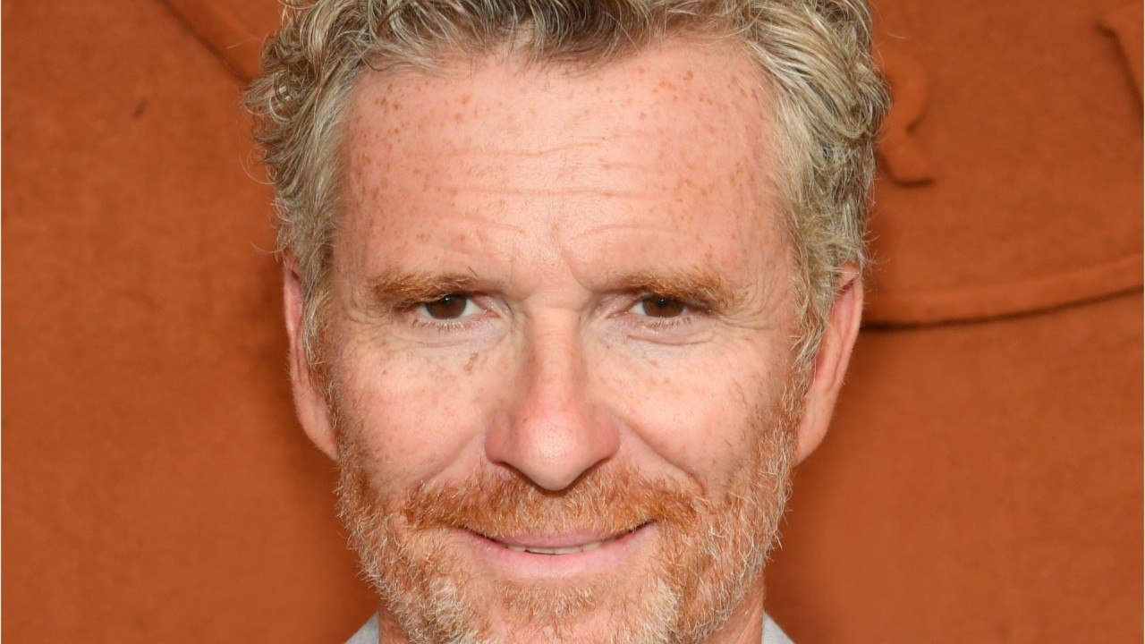 FEMME ACTUELLE - Denis Brogniart évoque la sexualité des candidats dans Koh-Lanta