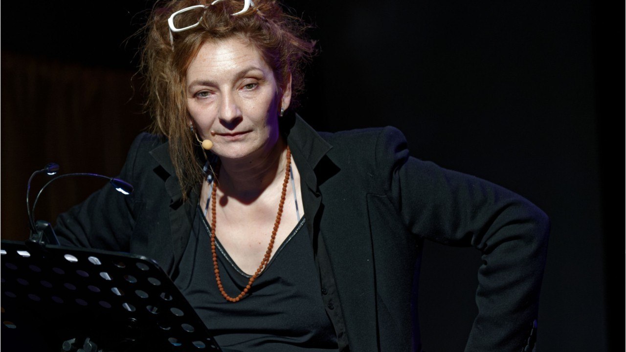 FEMME ACTUELLE - Corinne Masiero (Capitaine Marleau) refuse une invitation d'Emmanuel et Brigitte Macron à l'Élysée