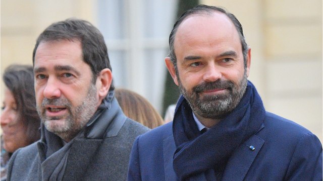 FEMME ACTUELLE - Christophe Castaner photographié lors d'une soirée arrosée : Édouard Phillipe assure qu'il a confiance en son ministre