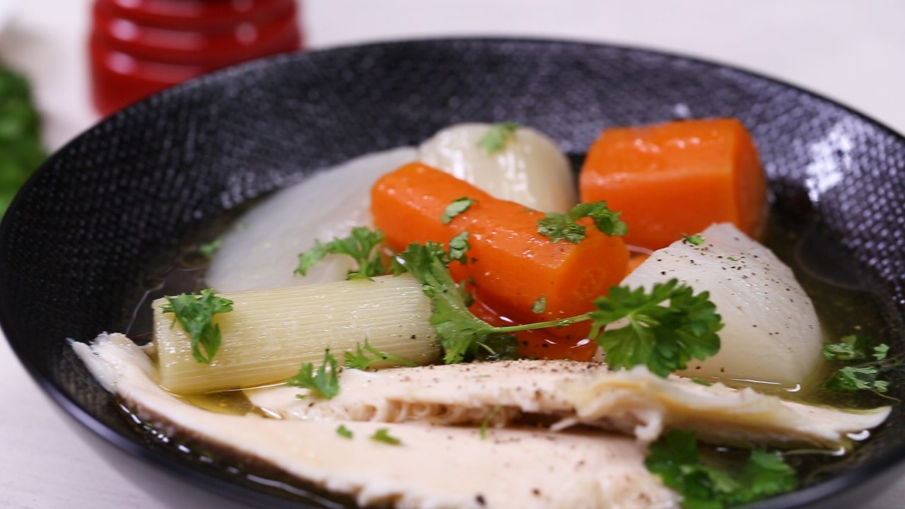 CUISINE ACTUELLE - Poule au pot