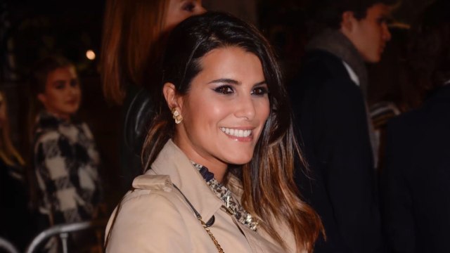 FEMME ACTUELLE - Photos nues de Karine Ferri : découvrez l'énorme somme que l'animatrice réclame à Cyril Hanouna
