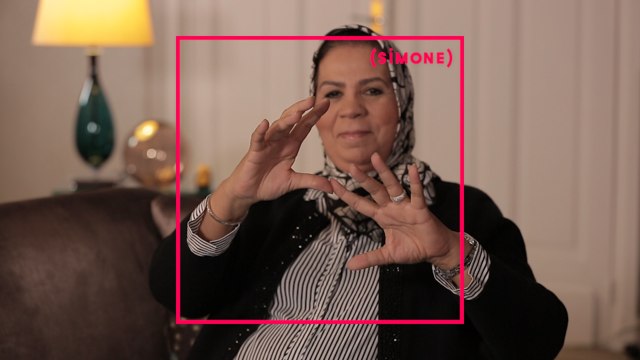 SIMONE : Latifa Ibn Ziaten est la mère d'Imad, l'un des militaires assassinés par Mohammed Merah. Elle a créé une association contre la radicalisation