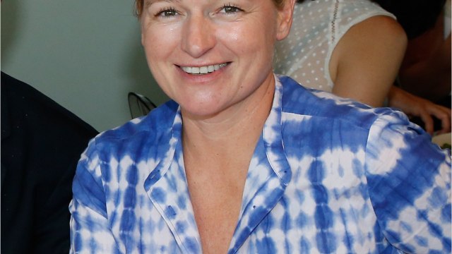 FEMME ACTUELLE - Anne-Elisabeth Lemoine confie avoir beaucoup pleuré lorsqu'elle travaillait avec Marc-Olivier Fogiel