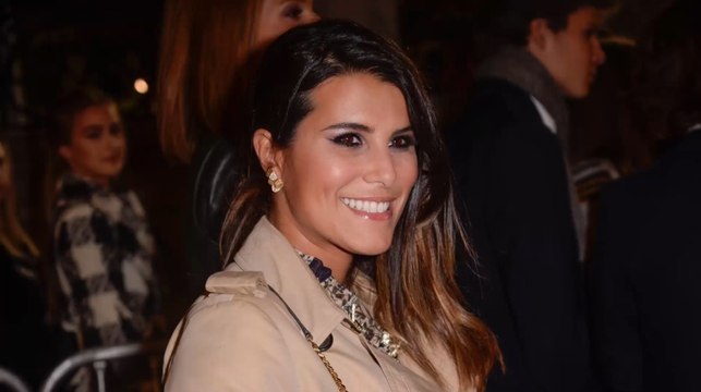 FEMME ACTUELLE - Après la diffusion de ses photos dénudées par Cyril Hanouna, Karine Ferri est soutenue par les internautes