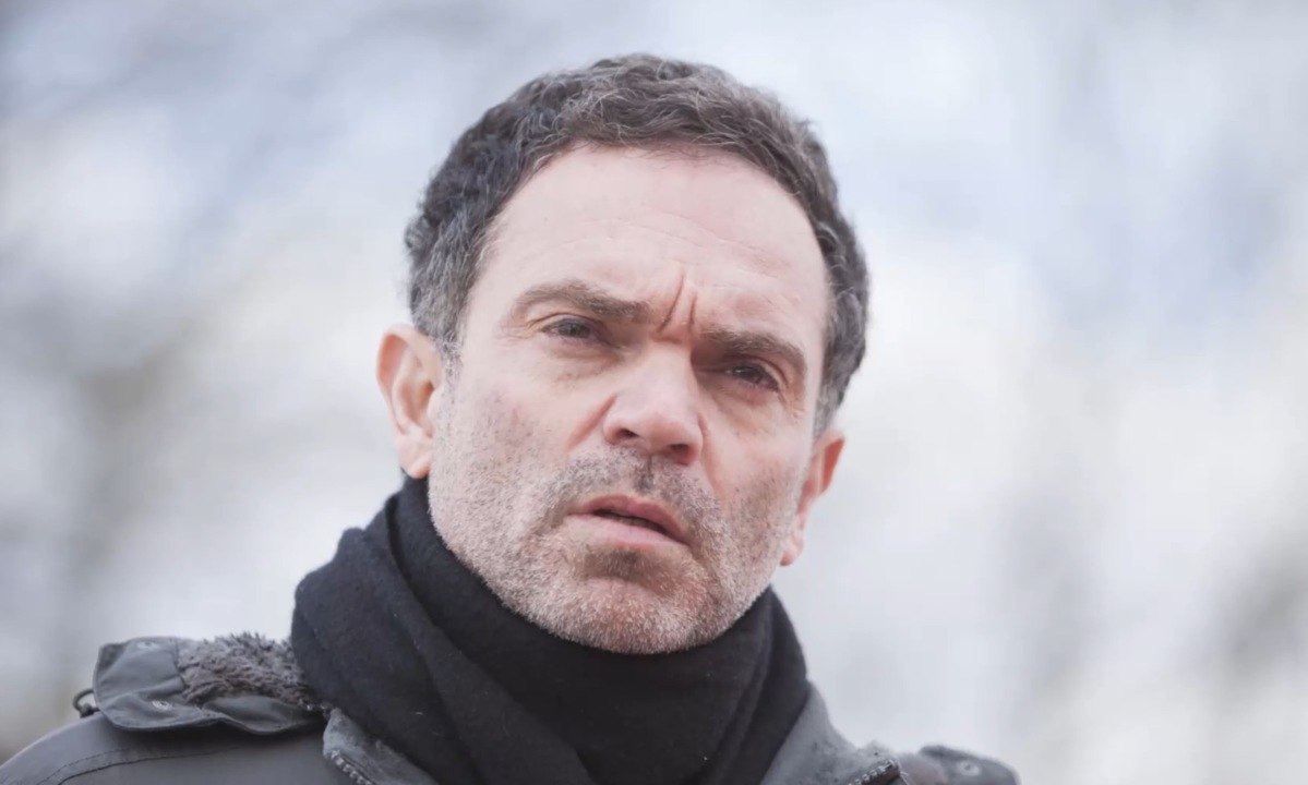 FEMME ACTUELLE - Yann Moix recadré après son tacle contre le prix exorbitant du manteau de Brigitte Macron