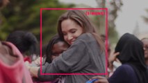 SIMONE - Soutenues par l'actrice Angelina Jolie, ces femmes réfugiées défilent pour se reconstruire