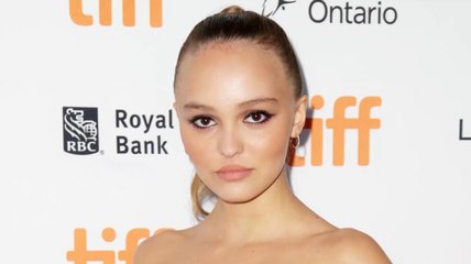 FEMME ACTUELLE - Lily-Rose Depp, un ange sexy au Festival de Toronto