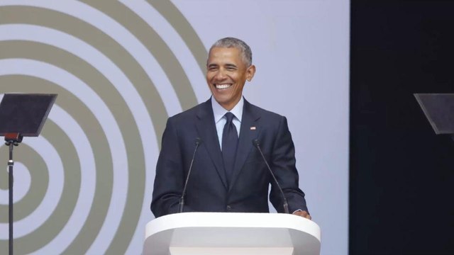 FEMME ACTUELLE - Barack Obama salue la victoire française et balaie la polémique sur l'origine des joueurs