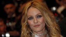 FEMME ACTUELLE - Vanessa Paradis illumine le tapis rouge de Cannes en robe dorée