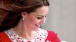 FEMME ACTUELLE - Kate Middleton : sa robe de sortie de la maternité a fait peur aux internautes, découvrez pourquoi !