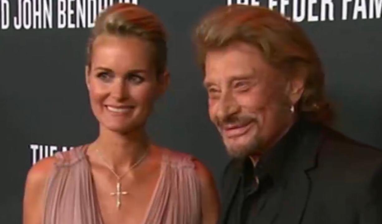 FEMME ACTUELLE - Laeticia Hallyday : son SMS poignant envoyé à Pascal Desprez à la mort de Johnny Hallyday