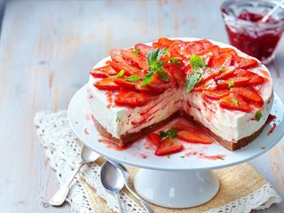 Cheesecake marbré aux fraises