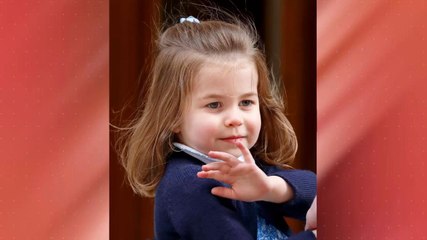 FEMME ACTUELLE - Quand Charlotte fait fondre la foule en venant rencontrer son petit frère