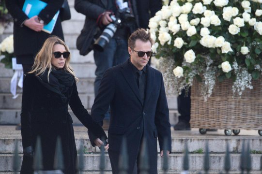 FEMME ACTUELLE - Héritage de Johnny Hallyday : Laura et David laissent 48 heures à Laeticia pour écouter l'album