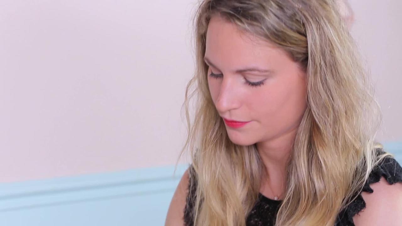 FEMME ACTUELLE - Comment réparer une poudre cassée ?