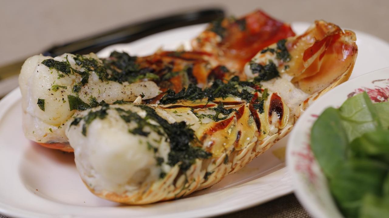 CUISINE ACTUELLE - Les langoustes rôties