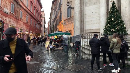 Le possible départ de Mario Draghi à la présidence de la République inquiète les Italiens