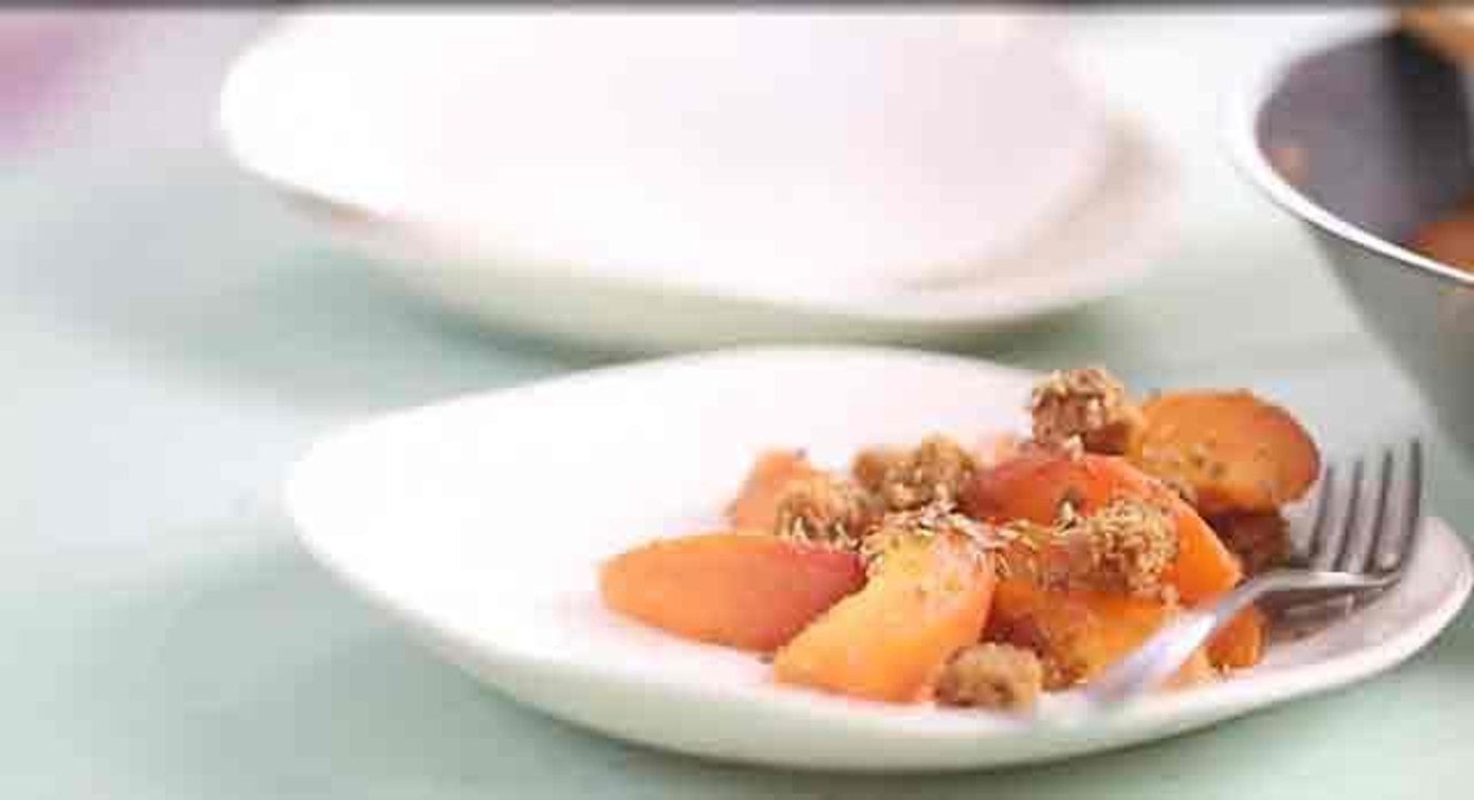 Poêlée d'abricots au pain d'épices et à l'anis