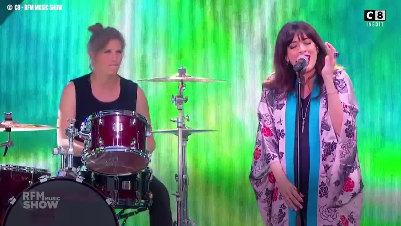 FEMME ACTUELLE - Nolwenn Leroy, future maman épanouie, affiche un ventre de plus en plus rond