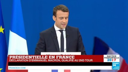 FEMME ACTUELLE - Qualifié pour le second tour, Emmanuel Macron rend hommage à Brigitte