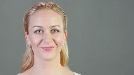 Tutoriel maquillage : rétrécir son regard (vidéo)