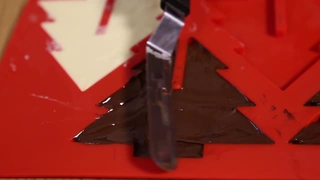 FEMME ACTUELLE - Des sapins aux deux chocolats