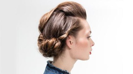 Le chignon banane inversé