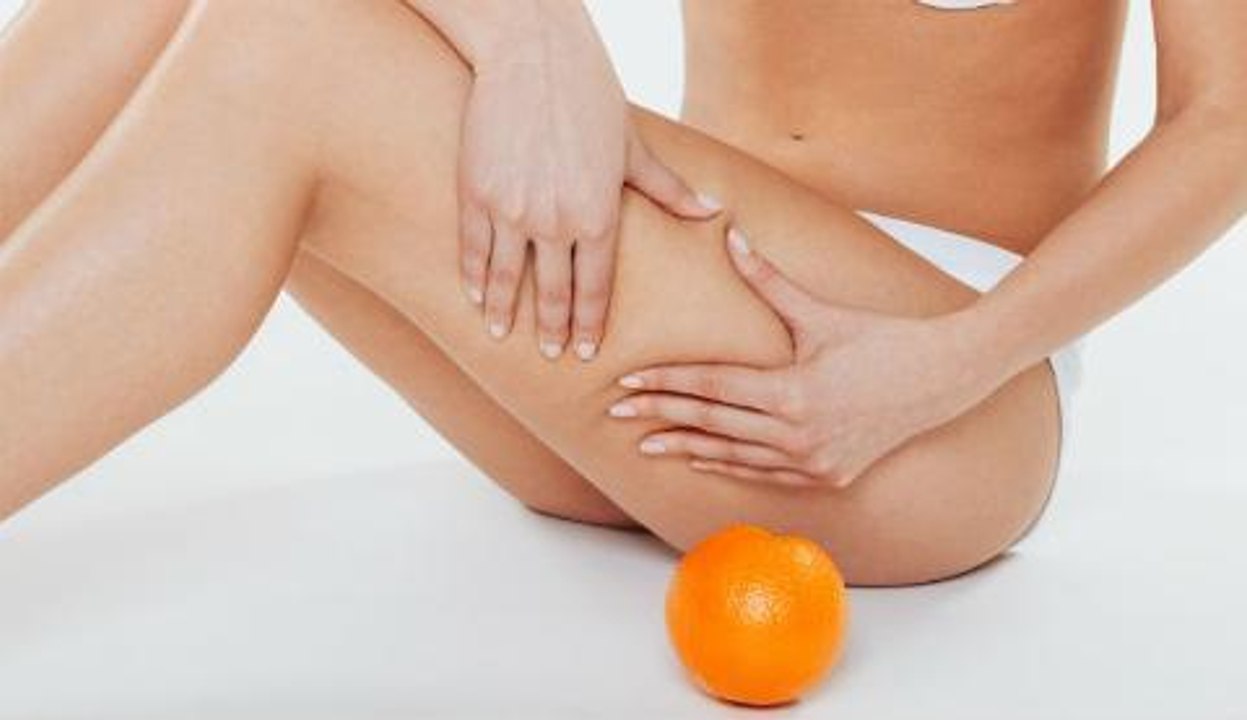 Huiles essentielles : une huile anti cellulite de pro en vidéo