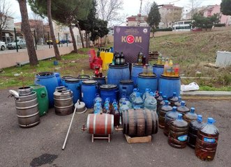 TEKİRDAĞ'DA 7 TON SAHTE İÇKİ ELE GEÇİRİLDİ: 52 GÖZALTI