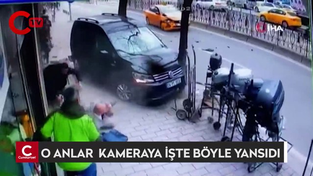 Karaköy'de dehşet anları: Yayaların arasına daldı