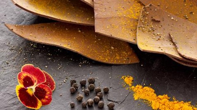 Petit-déjeuner anti-cancer : recette de la tuile chocolat et curcuma