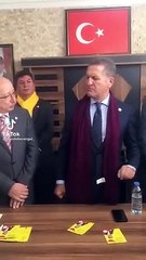 Mustafa Sarıgül masayı yumrukladı! Şaşkına çeviren hareketler