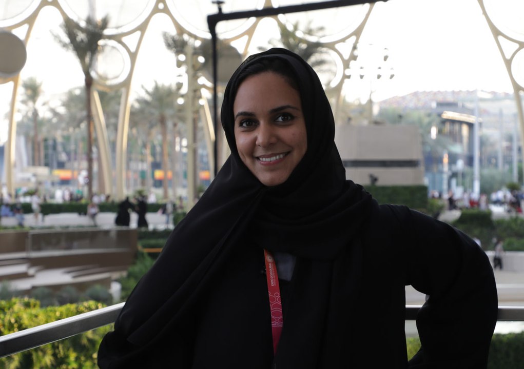 آمنة بالهول.. وجولة حصرية إلى عالم يوجد أرض إكس...