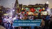 Ante anuncio de cierre, capitalinos corren a verbena navideña del Zócalo