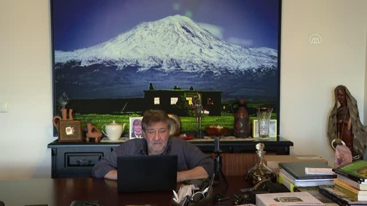 Coşkun Aral, AA'nın "Yılın Fotoğrafları" oylamasına katıldı