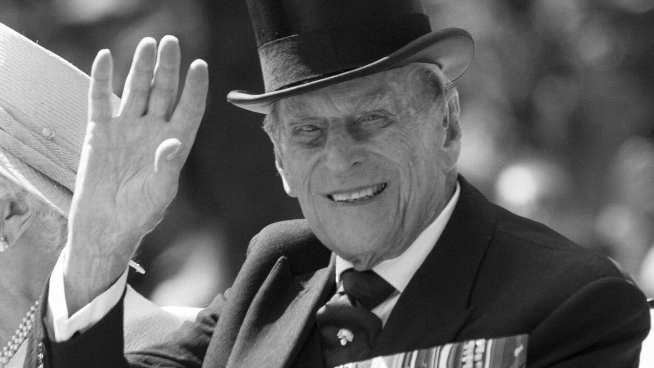 Tragische Todesfälle: Diese Promis und Stars verließen uns 2021