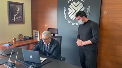 Sağlık camiasından isimler, AA'nın "Yılın Fotoğrafları" oylamasına katıldı