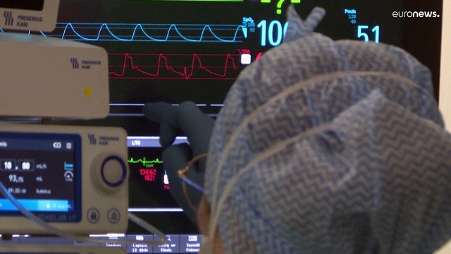 Γαλλία: Μεγάλες ελλείψεις προσωπικού στα νοσοκομεία – Εξαντλημένοι γιατροί και νοσηλευτές