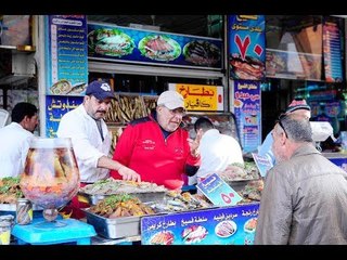 ملك الفسيخ سي عبده 87 عاما من الخبرة في سمكة العائلة البورية