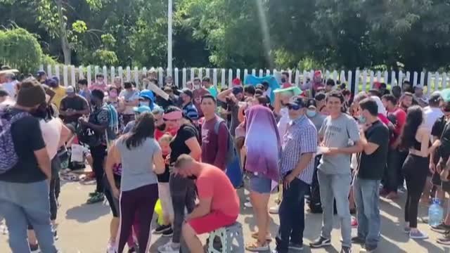 Las autoridades mexicanas disuelven un campamento de migrantes en la frontera con Guatemala