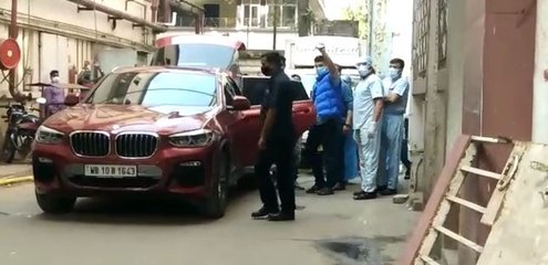 হাসপাতাল থেকে বাড়ি ফিরলেন সৌরভ |Oneindia Bengali
