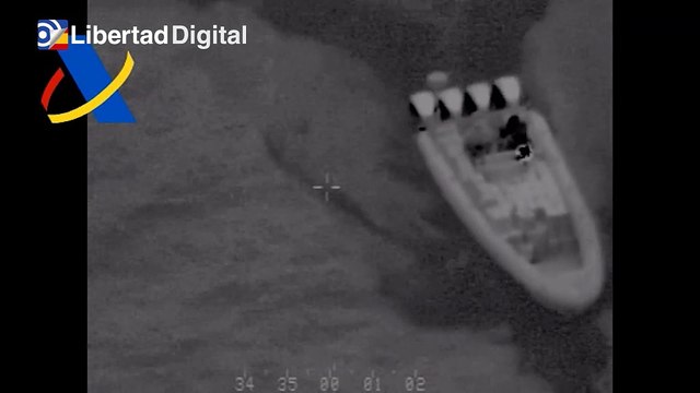 Intervenida una 'narcolancha' nodriza con 4.700 kilos de hachís en el estrecho de Gibraltar