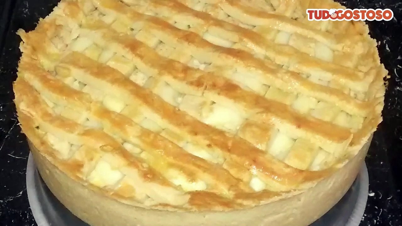 Torta de frango com massa podre