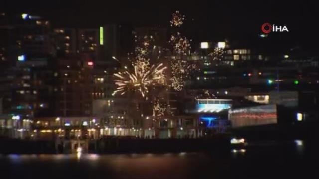 Yeni Zelanda, 2022'ye havai fişek gösterileriyle girdi