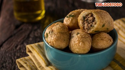 Bolinho de mandioca recheado