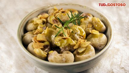 Batata ao murro com alecrim