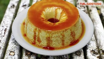 Pudim de pão com leite condensado
