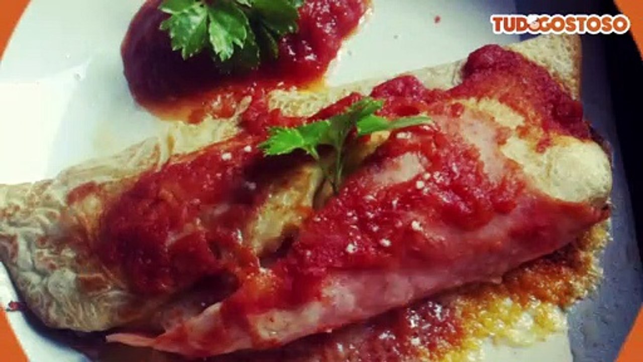 Panqueca de presunto e mussarela