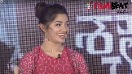 Abhinav Gomatam Cracking Jokes On Kriti Shetty  | Filmibeat Telugu